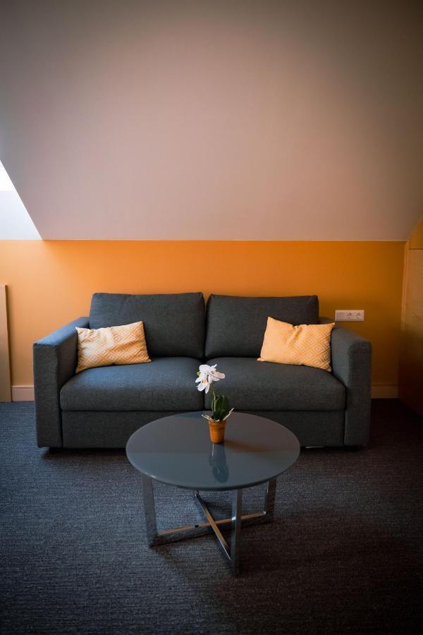 Eleven Business & Sport Hotel Jaszarokszallas Luaran gambar